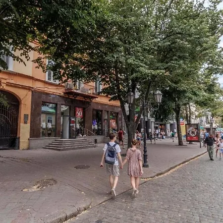 на дерибасовской Odessa